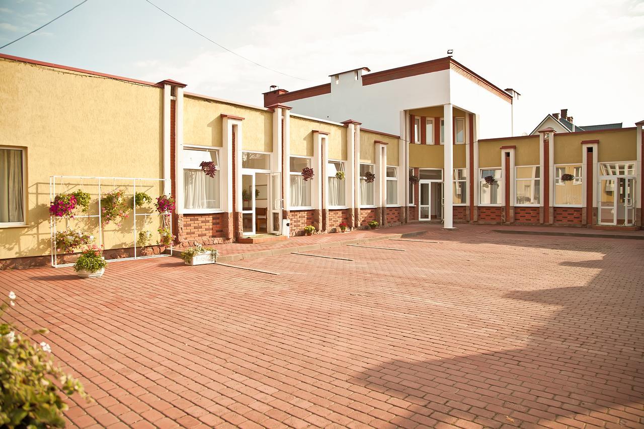 Olena Resort Bryukhovychi Exterior foto